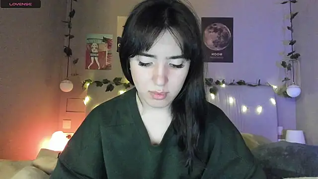 Snapshot of Anisawithlove chatting on December 14, 2024, 5:58 pm Anisawithlove online show from December 14, 2024, 5:58 pm