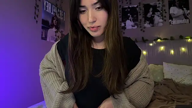 Snapshot of Anisawithlove chatting on December 5, 2025, 5:42 pm Anisawithlove online show from December 5, 2025, 5:42 pm