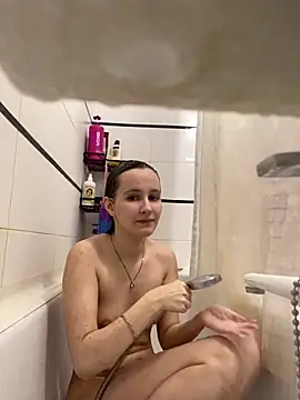 babywaifu online show from February 5, 2026, 9:52 pm