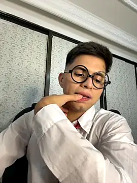 Snapshot of Niicky1_ chatting on September 12, 2025, 9:59 pm Niicky1 online show from September 12, 2025, 9:59 pm