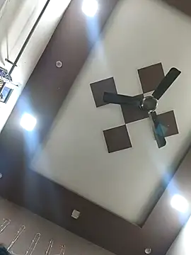 Snapshot of lund_lol chatting on January 7, 2026, 8:39 am lund lol online show from January 7, 2026, 8:39 am