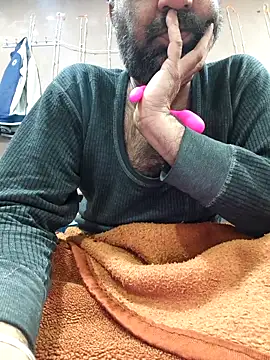 Snapshot of lund_lol chatting on February 3, 2026, 7:46 am lund lol online show from February 3, 2026, 7:46 am