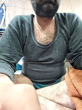 Snapshot of lund_lol chatting on February 4, 2026, 7:58 am lund lol online show from February 4, 2026, 7:58 am