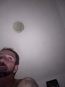 Snapshot of Treemandude chatting on January 9, 2026, 11:46 am Treemandude online show from January 9, 2026, 11:46 am