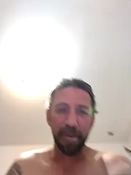 Snapshot of Treemandude chatting on January 13, 2026, 1:33 am Treemandude online show from January 13, 2026, 1:33 am