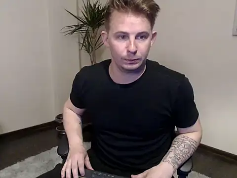 LandonYork online show from April 30, 2026, 8:57 pm