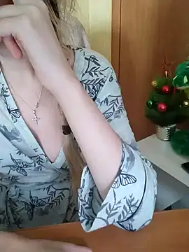 Elza kom online show from January 5, 2025, 5:20 am