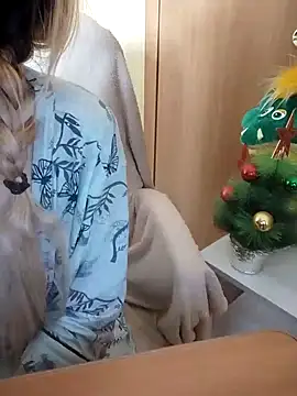 Elza kom online show from January 6, 2025, 4:26 am