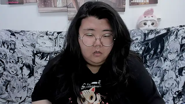 Nadine asian online show from November 4, 2025, 1:27 am