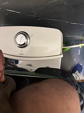 Snapshot of Vbreaker chatting on March 5, 2026, 9:38 am Vbreaker online show from March 5, 2026, 9:38 am