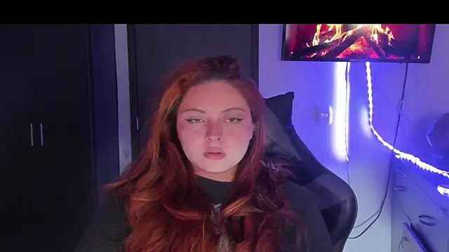 izyzys baker online show from January 23, 2025, 3:16 am