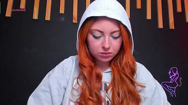 Snapshot of izyzys_baker chatting on February 11, 2026, 5:45 am izyzys baker online show from February 11, 2026, 5:45 am