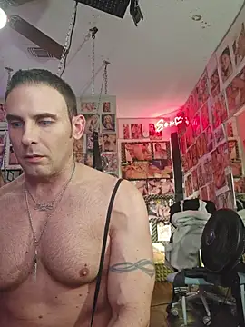 Snapshot of luvs2cumm69 chatting on July 17, 2026, 2:07 am luvs2cumm69 online show from July 17, 2026, 2:07 am