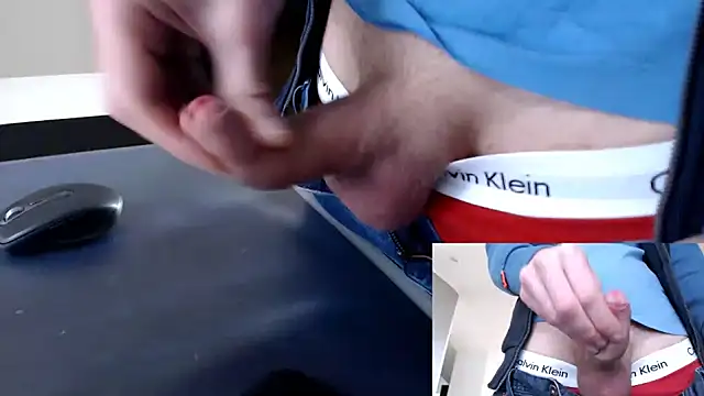 Snapshot of sperma_tributes chatting on December 10, 2024, 11:32 am sperma tributes online show from December 10, 2024, 11:32 am