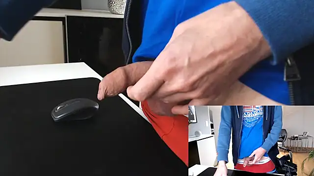 Snapshot of sperma_tributes chatting on September 30, 2025, 7:13 am sperma tributes online show from September 30, 2025, 7:13 am