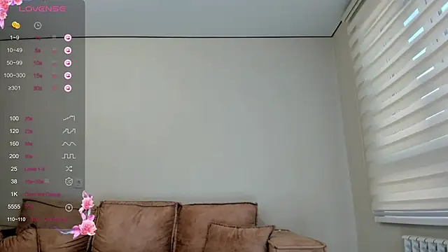 Lee yoo online show from March 5, 2025, 1:42 am