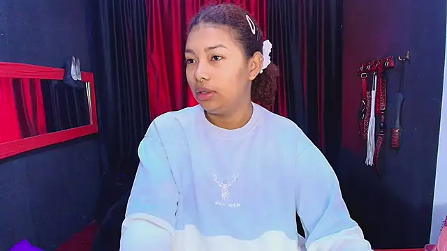 Snapshot of JadaRoberts chatting on December 18, 2024, 11:13 am JadaRoberts online show from December 18, 2024, 11:13 am