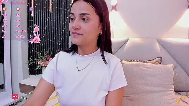 Snapshot of katrina_kaif_x chatting on November 13, 2025, 7:13 pm katrina kaif x online show from November 13, 2025, 7:13 pm