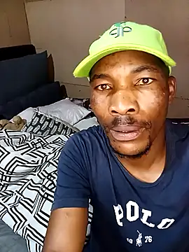 Snapshot of Ngamla123 chatting on October 12, 2025, 6:01 am Ngamla123 online show from October 12, 2025, 6:01 am