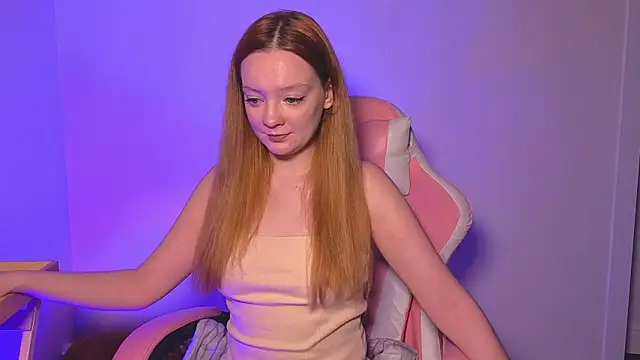 Snapshot of Radiants_two chatting on October 4, 2025, 4:16 pm Radiants two online show from October 4, 2025, 4:16 pm