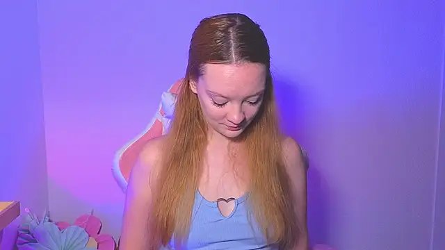 Snapshot of Radiants_two chatting on October 16, 2025, 4:19 pm Radiants two online show from October 16, 2025, 4:19 pm