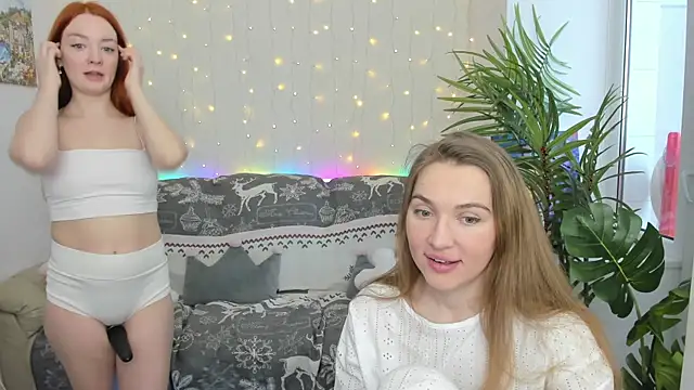 Snapshot of Radiants_two chatting on January 9, 2026, 12:08 pm Radiants two online show from January 9, 2026, 12:08 pm