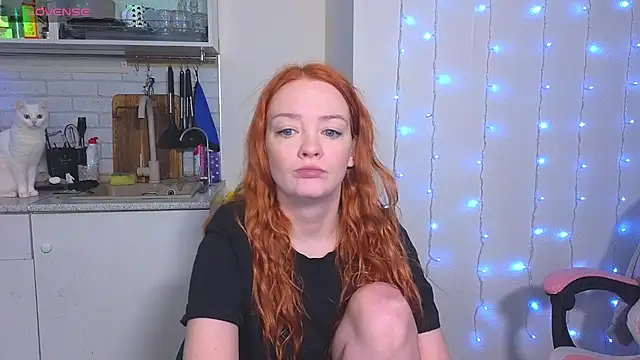 Snapshot of Radiants_two chatting on February 23, 2026, 3:31 pm Radiants two online show from February 23, 2026, 3:31 pm