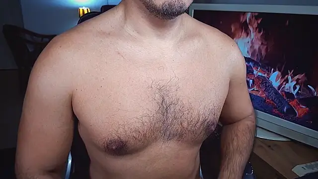 Snapshot of officeman7 chatting on December 29, 2024, 8:48 pm officeman7 online show from December 29, 2024, 8:48 pm