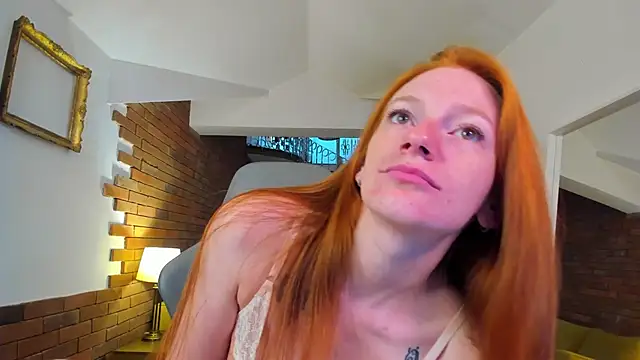 Snapshot of Aliceginger99 chatting on November 5, 2025, 6:13 am Aliceginger99 online show from November 5, 2025, 6:13 am