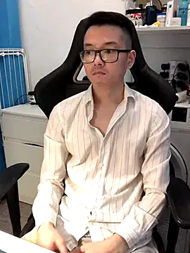 Snapshot of wangjian2324 chatting on November 21, 2025, 7:01 pm wangjian2324 online show from November 21, 2025, 7:01 pm