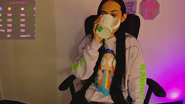 ChloeHarper  online show from December 27, 2024, 11:50 am