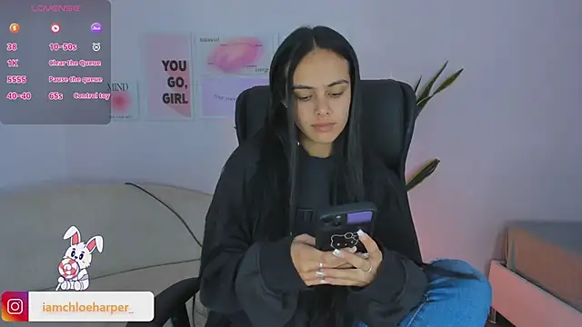 ChloeHarper  online show from January 14, 2025, 12:56 pm