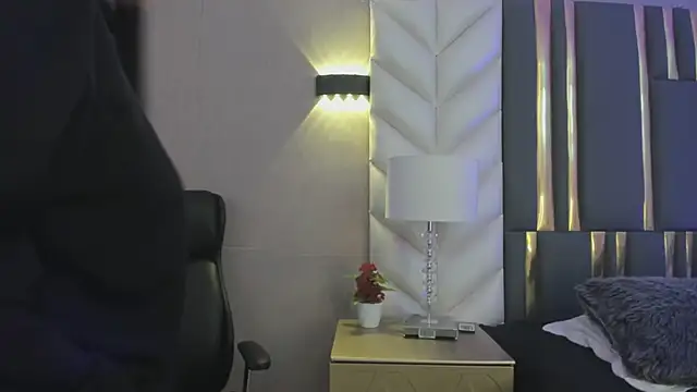 Snapshot of ChloeHarper_ chatting on March 19, 2026, 11:36 am ChloeHarper online show from March 19, 2026, 11:36 am