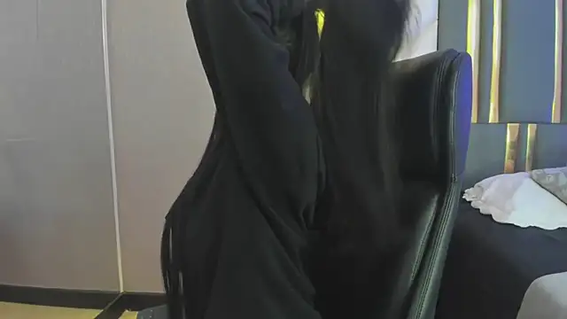 Snapshot of ChloeHarper_ chatting on March 21, 2026, 11:48 am ChloeHarper online show from March 21, 2026, 11:48 am