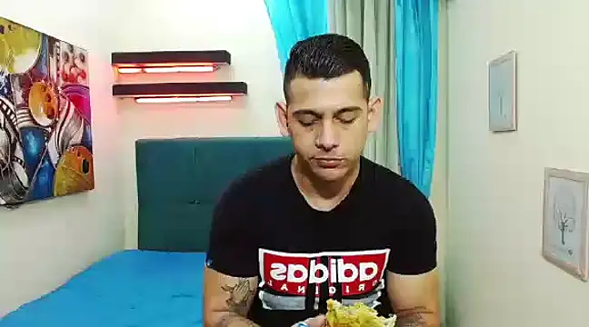 Snapshot of master_monstercock_ chatting on March 10, 2025, 3:23 am master monstercock online show from March 10, 2025, 3:23 am