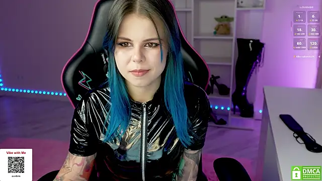 Latex Kitty online show from November 22, 2025, 2:05 pm