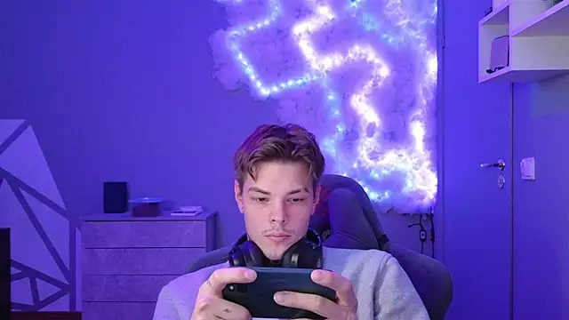 DENIS HERE online show from December 8, 2024, 12:41 pm