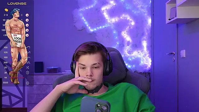 DENIS HERE online show from December 10, 2024, 4:06 pm