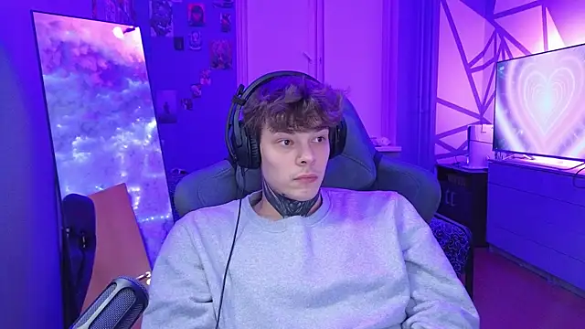 DENIS HERE online show from February 15, 2025, 4:23 pm