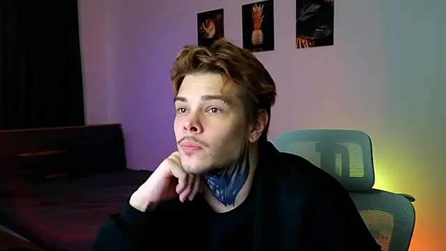 Snapshot of DENIS_HERE chatting on January 12, 2026, 12:21 pm DENIS HERE online show from January 12, 2026, 12:21 pm