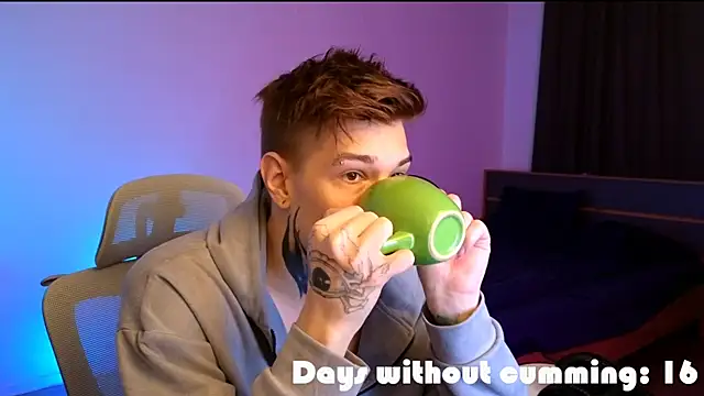 Snapshot of DENIS_HERE chatting on February 11, 2026, 2:55 pm DENIS HERE online show from February 11, 2026, 2:55 pm