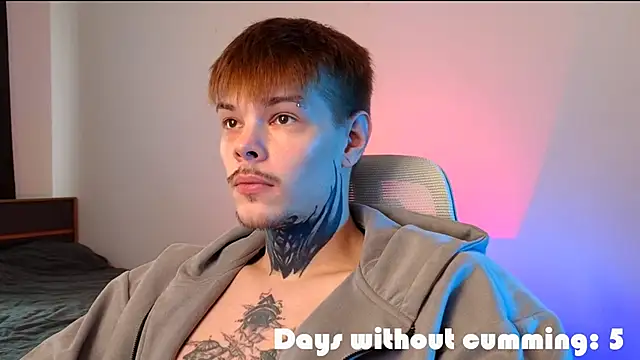 Snapshot of DENIS_HERE chatting on February 24, 2026, 10:02 am DENIS HERE online show from February 24, 2026, 10:02 am