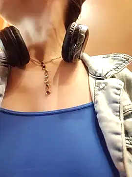 Exhibitionsplit online show from October 23, 2025, 11:31 am