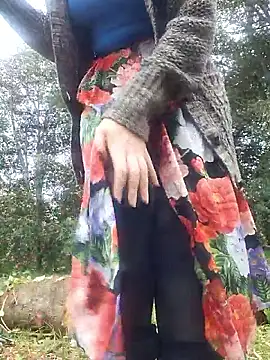 Snapshot of Exhibitionsplit chatting on February 27, 2026, 4:07 pm Exhibitionsplit online show from February 27, 2026, 4:07 pm