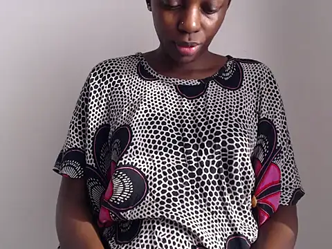 black   ghodess online show from November 15, 2025, 3:48 am