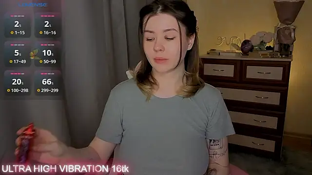 Snapshot of cutie_mili chatting on March 11, 2026, 9:15 am cutie mili online show from March 11, 2026, 9:15 am