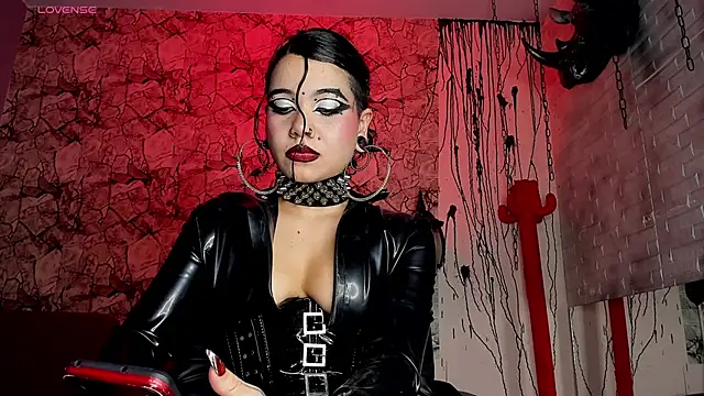 irregular fetish  online show from December 12, 2024, 4:04 am