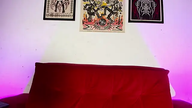 irregular fetish  online show from May 15, 2026, 11:45 pm