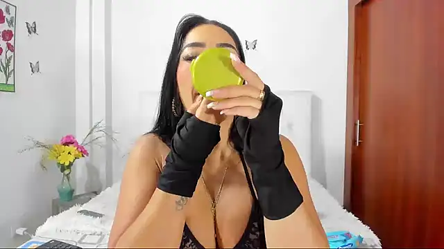 VenussVega online show from February 15, 2025, 12:54 pm