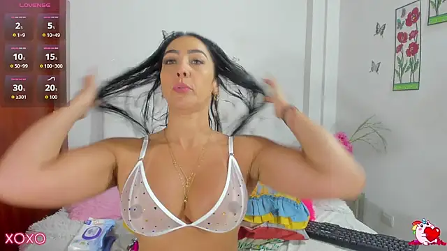 VenussVega online show from November 15, 2025, 12:45 pm